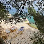 By The Sea Starigrad Paklenica 公寓 *