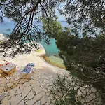 公寓 By The Sea Starigrad Paklenica *