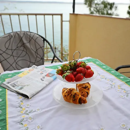 شقة By The Sea Starigrad Paklenica تريبانج كروشيتسا