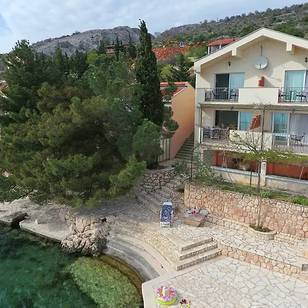 By The Sea Starigrad Paklenica Apartmán