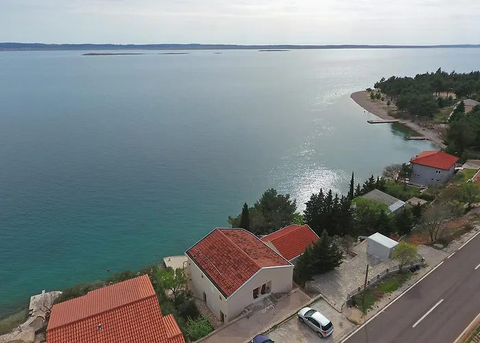 By The Sea Starigrad Paklenica Appartamento