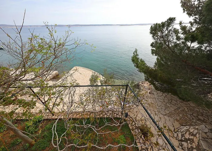 By The Sea Starigrad Paklenica Appartamento *