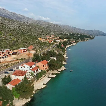 By The Sea Starigrad Paklenica *