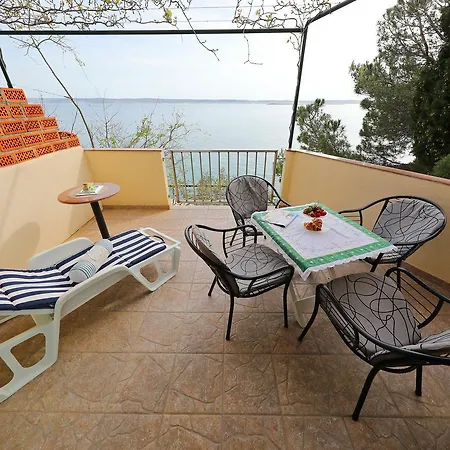 Lägenhet By The Sea Starigrad Paklenica *