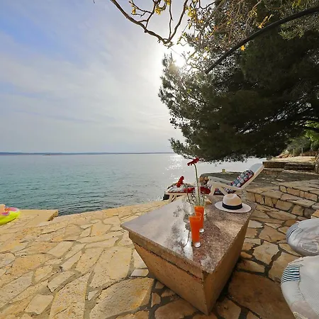 By The Sea Starigrad Paklenica *