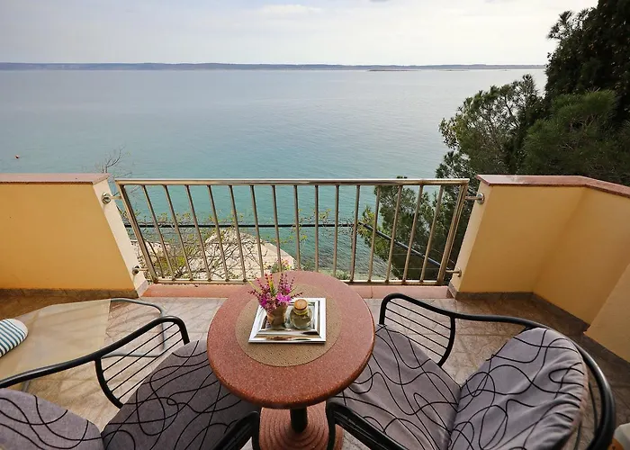 公寓 By The Sea Starigrad Paklenica